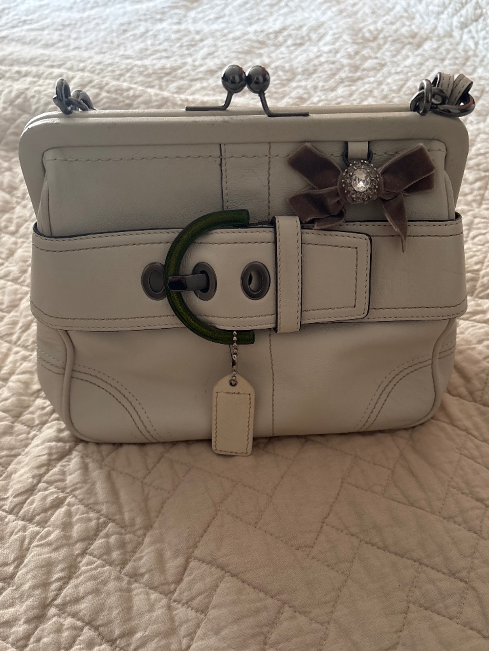 Vintage Coach 8A25 kiss lock doctors bag